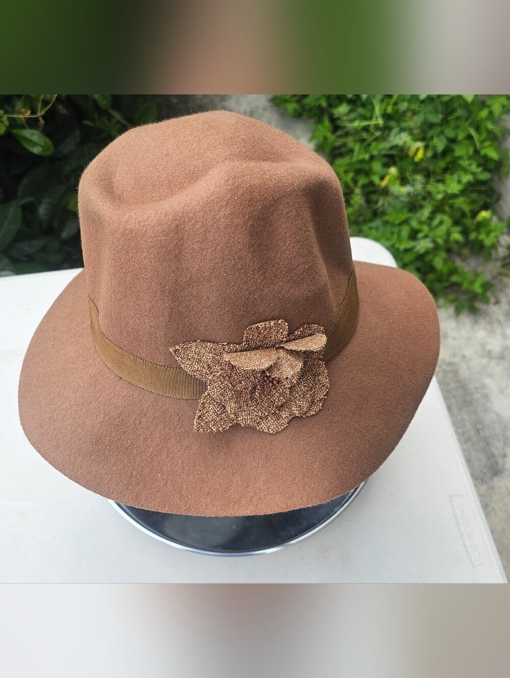 Womens Brown Felt Wide-Brim Fedora with Floral Accent